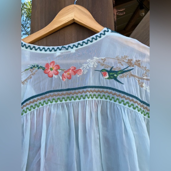 Johnny Was hummingbird bird blouse size medium - Picture 8 of 15
